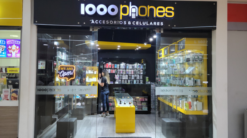 1000IPHONES - Guatapuri Centro Comercial