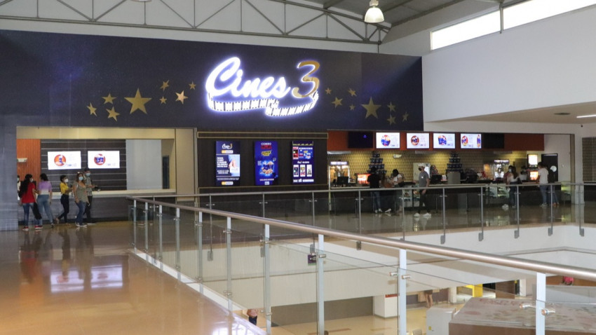 CINES3 - Guatapuri Centro Comercial